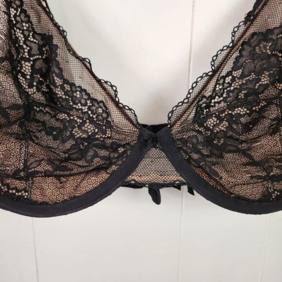 Torrid Curve Black Lace Unpadded Womens Bra 40DDD 40F Underwire - Picture 3 of 6